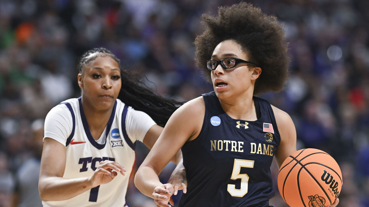 BIRMINGHAM, ALABAMA - MARCH 29: Olivia Miles #5 Notre Dame Fighting Irish dribbles the ball during the game against the TCU Horned Frogs in the Sweet Sixteen round of the 2025 NCAA Women's Basketball Tournament held at Legacy Arena at the BJCC on March 29, 2025 in Birmingham, Alabama.