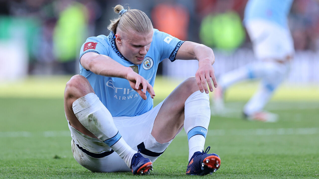 BOURNEMOUTH, ENGLAND - MARCH 30: Erling Haaland of Manchester City sits on the pitch injured during the Emirates FA Cup Quarter Final match between AFC Bournemouth and Manchester City at Vitality Stadium on March 30, 2025 in Bournemouth, England.
