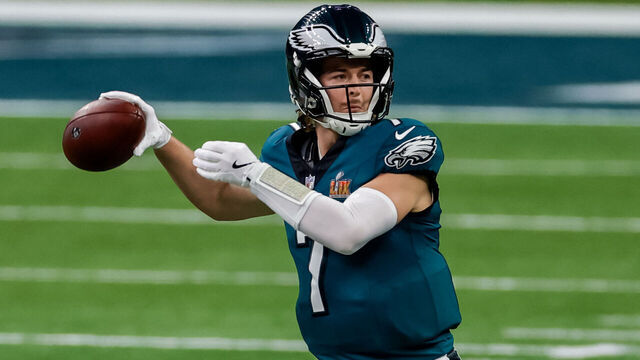 NEW ORLEANS, LA - FEBRUARY 09: QB Kenny Pickett #7 of the Philadelphia Eagles throws a pass during Super Bowl LIX between the Kansas City Chiefs and the Philadelphia Eagles on Sunday, February 9, 2025 at the Caesars Superdome in New Orleans, LA.