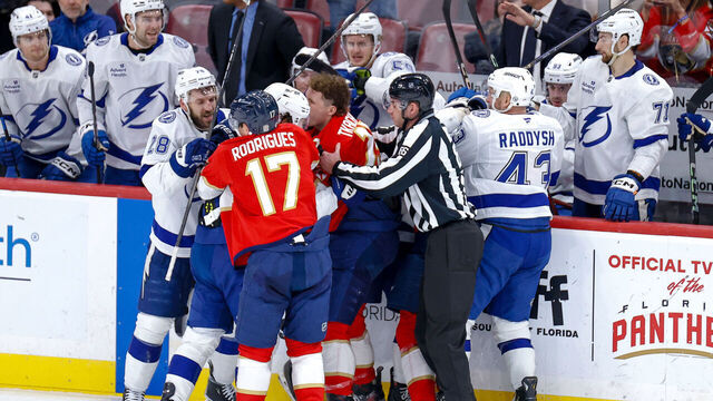 SUNRISE, FL - DECEMBER 23:SUNRISE, FL - DECEMBER 23: Florida Panther and Tampa Bay Lightning players come together for a fight during the game between the Tampa Bay Lightning and the Florida Panthers on Monday December 23, 2024 at Amerant Bank Arena in Sunrise, Fla.