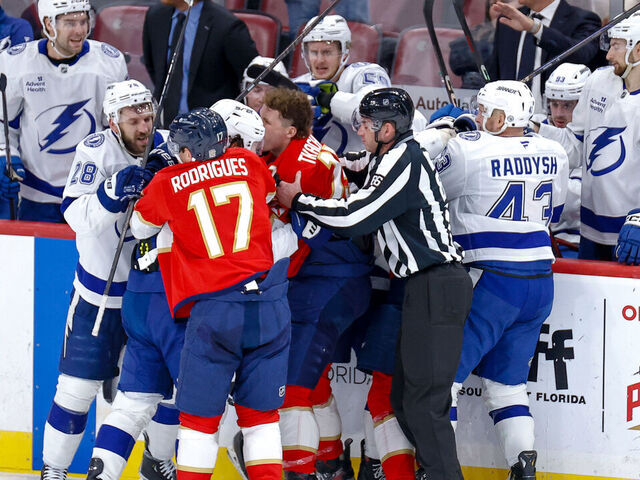 SUNRISE, FL - DECEMBER 23:SUNRISE, FL - DECEMBER 23: Florida Panther and Tampa Bay Lightning players come together for a fight during the game between the Tampa Bay Lightning and the Florida Panthers on Monday December 23, 2024 at Amerant Bank Arena in Sunrise, Fla.