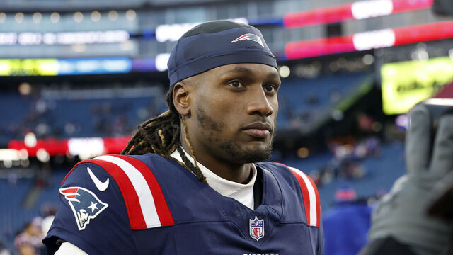 FOXBOROUGH, MA - JANUARY 05: New England Patriots quarterback Joe Milton III (19) after a game between the New England Patriots and the Buffalo Bills on January 5, 2025, at Gillette Stadium in Foxborough, Massachusetts.