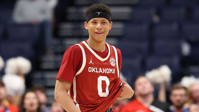 NASHVILLE, TENNESSEE - MARCH 12: Jeremiah Fears #0 of the Oklahoma Sooners during the game against the Georgia Bulldogs during the SEC Men's Basketball Tournament - First Round at Bridgestone Arena on March 12, 2025 in Nashville, Tennessee.