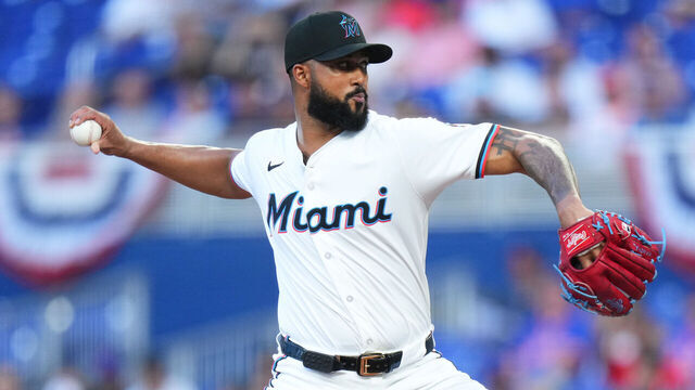 MIAMI, FLORIDA - APRIL 01: Sandy Alcantara #22 of the Miami Marlins throws a pitch against the New York Mets during the first inning at loanDepot park on April 01, 2025 in Miami, Florida.