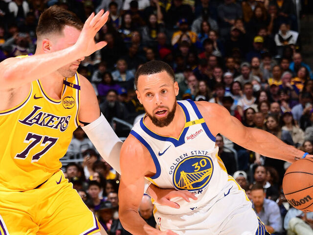 Curry scores 37 as Warriors beat Lakers in potential 1st-round preview | theScore.com
