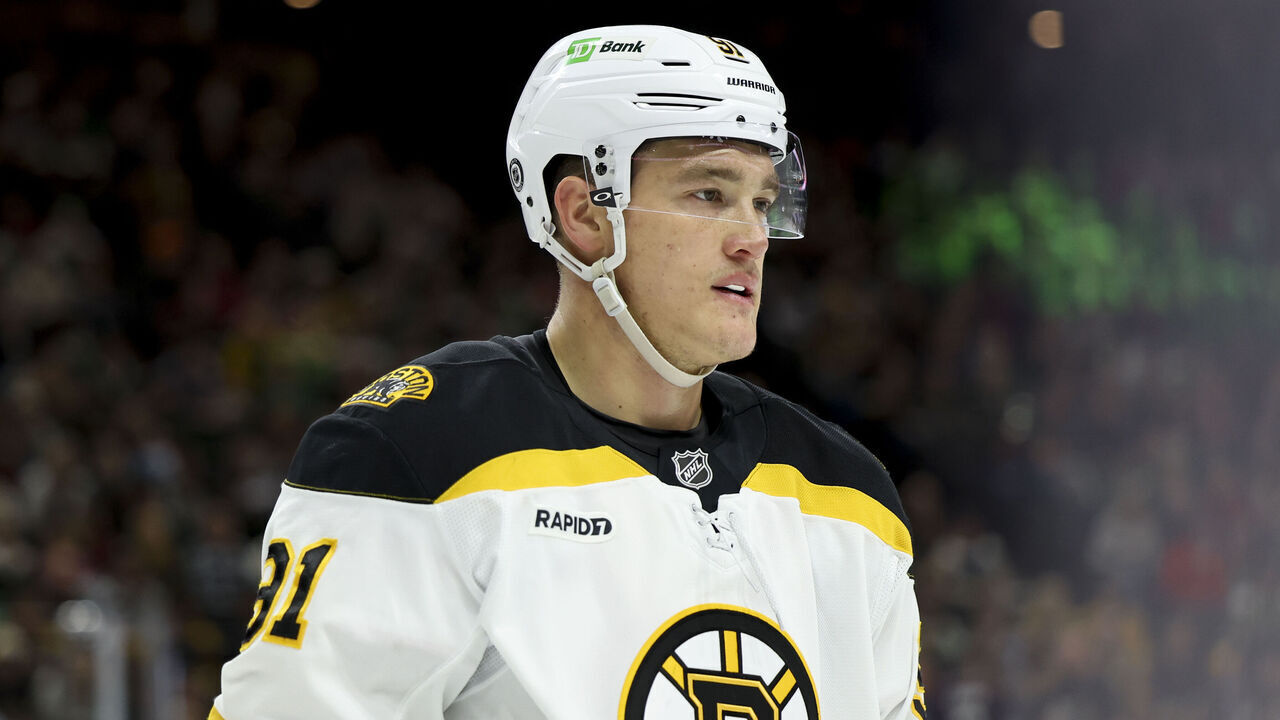 ST PAUL, MINNESOTA - MARCH 02: Nikita Zadorov #91 of the Boston Bruins skates on the ice in the second period of a game against the Minnesota Wild at Xcel Energy Center on March 02, 2025 in St Paul, Minnesota.