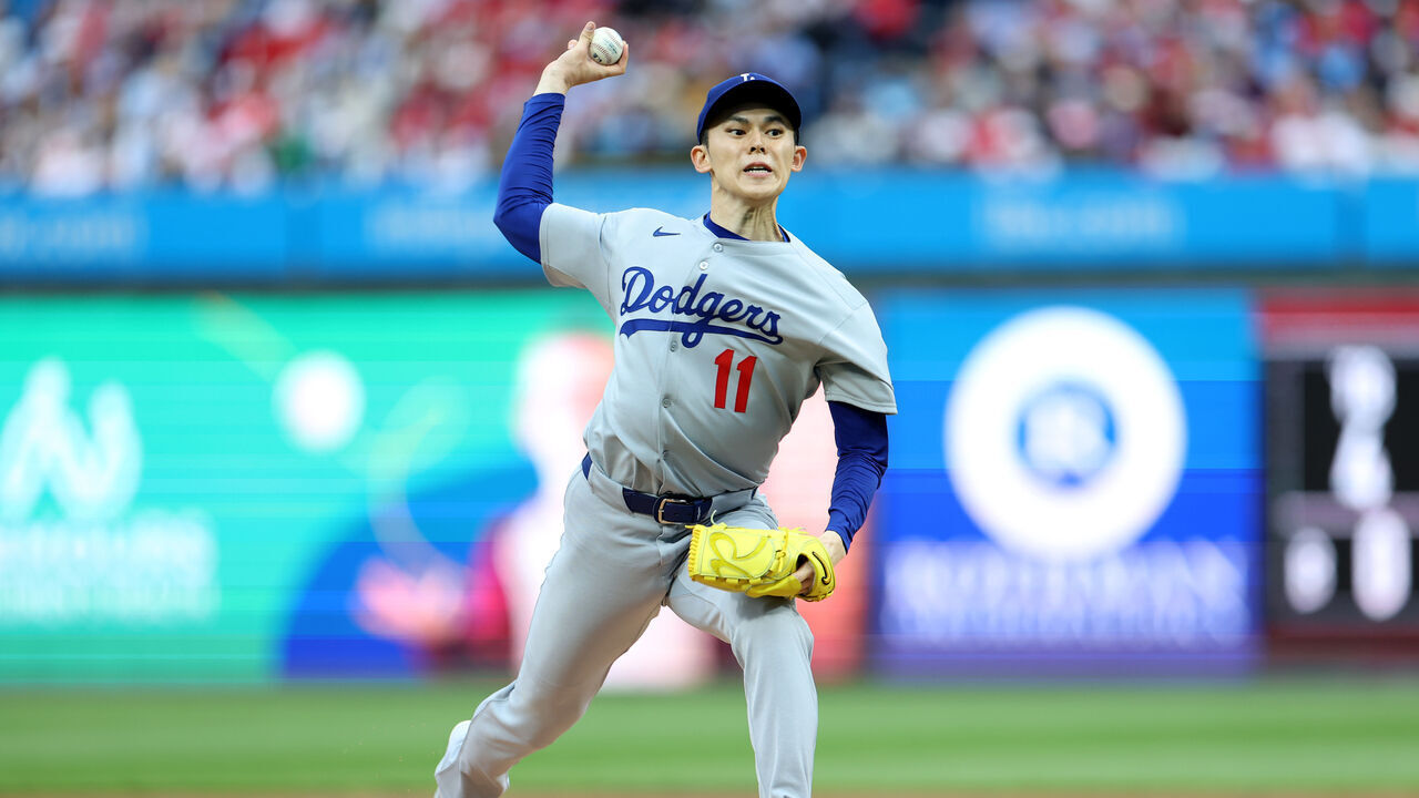 PHILADELPHIA, PENNSYLVANIA - APRIL 05: Roki Sasaki #11 of the Los Angeles Dodgers pitches during the first inning against the Philadelphia Phillies at Citizens Bank Park on April 05, 2025 in Philadelphia, Pennsylvania.