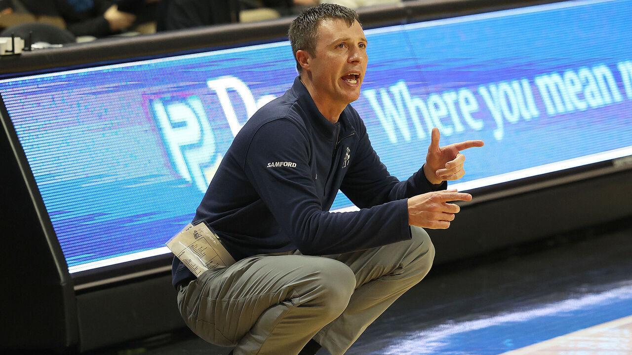 SPARTANBURG, SC - FEBRUARY 15: Samford Bulldogs head coach Bucky McMillan during a college basketball game between the Samford Bulldogs and the Wofford Terriers on February 15, 2025 at Jerry Richardson Indoor Stadium in Spartanburg, S.C.