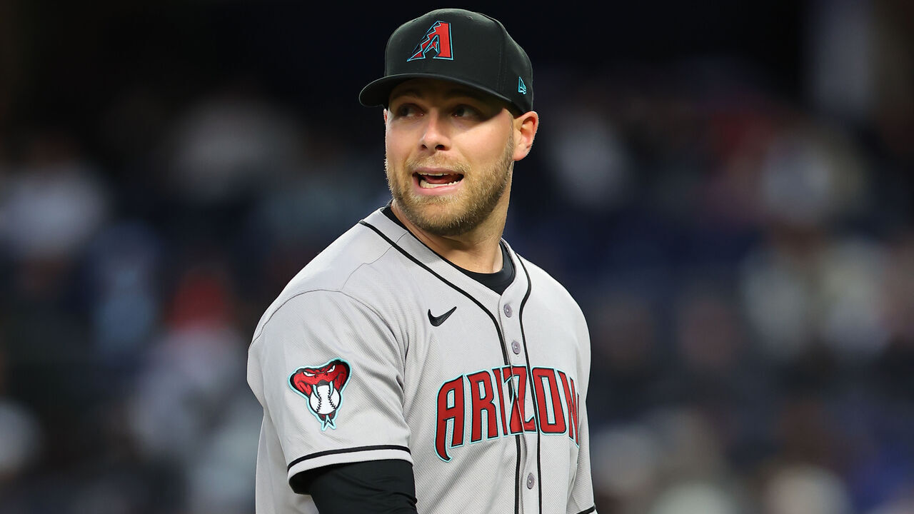 BRONX, NY - APRIL 01: Corbin Burnes #39 of the Arizona Diamondbacks pitches during the game against the New York Yankees on April 1, 2025 at Yankee Stadium in the Bronx, New York.