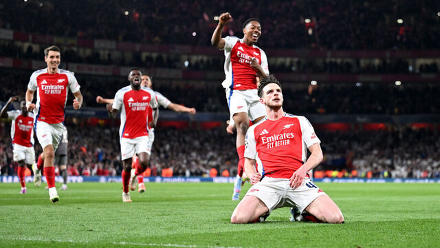 LONDON, ENGLAND - APRIL 08: Declan Rice celebrates scoring the 1st Arsenal goal during the UEFA Champions League 2024/25 Quarter Final First Leg match between Arsenal FC and Real Madrid C.F. at Arsenal Stadium on April 08, 2025 in London, England.