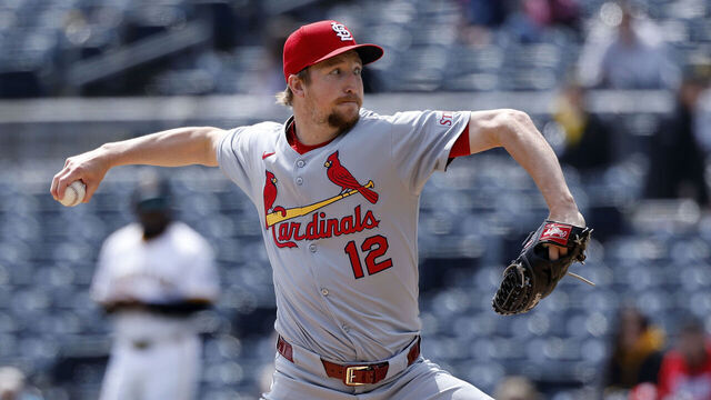 PITTSBURGH, PA - APRIL 09: St. Louis Cardinals pitcher Erick Fedde (12) delivers a pitch during an MLB game against the Pittsburgh Pirates on April 09, 2025 at PNC Park in Pittsburgh, Pennsylvania.