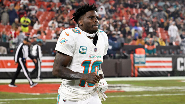 CLEVELAND, OHIO - DECEMBER 29: Tyreek Hill #10 of the Miami Dolphins runs onto the field at halftime against the Cleveland Browns at Huntington Bank Field on December 29, 2024 in Cleveland, Ohio.