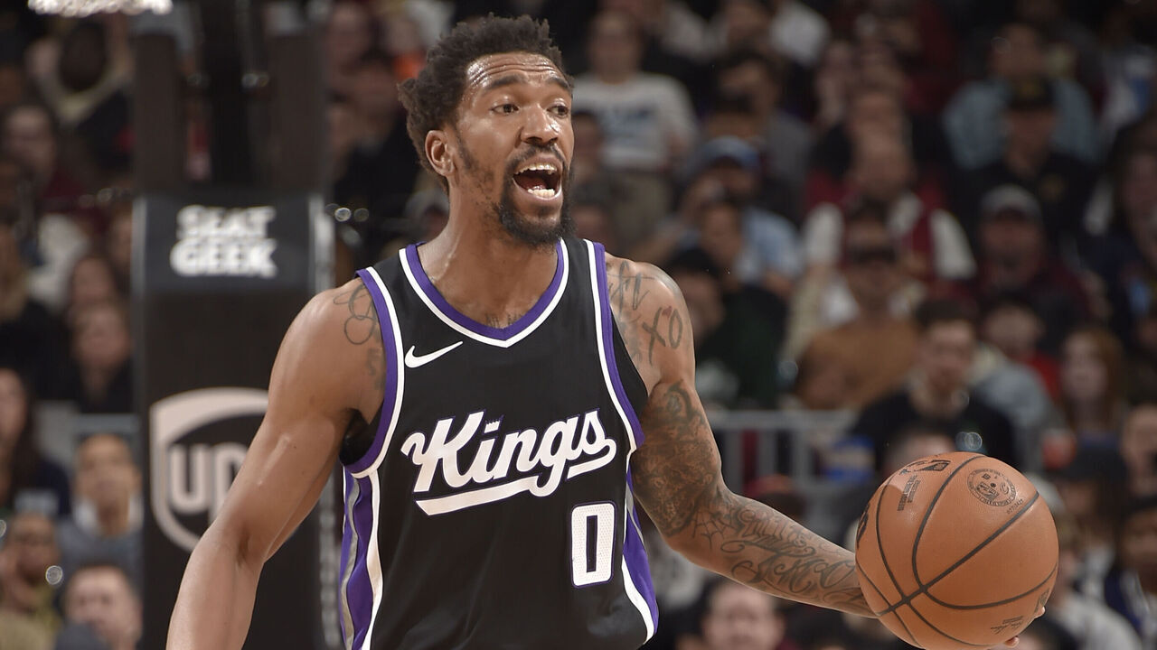 CLEVELAND, OH - APRIL 6: Malik Monk #0 of the Sacramento Kings dribbles the ball during the game against the Cleveland Cavaliers on April 6, 2025 at Rocket Mortgage FieldHouse in Cleveland, Ohio. NOTE TO USER: User expressly acknowledges and agrees that, by downloading and/or using this Photograph, user is consenting to the terms and conditions of the Getty Images License Agreement. Mandatory Copyright Notice: Copyright 2025 NBAE