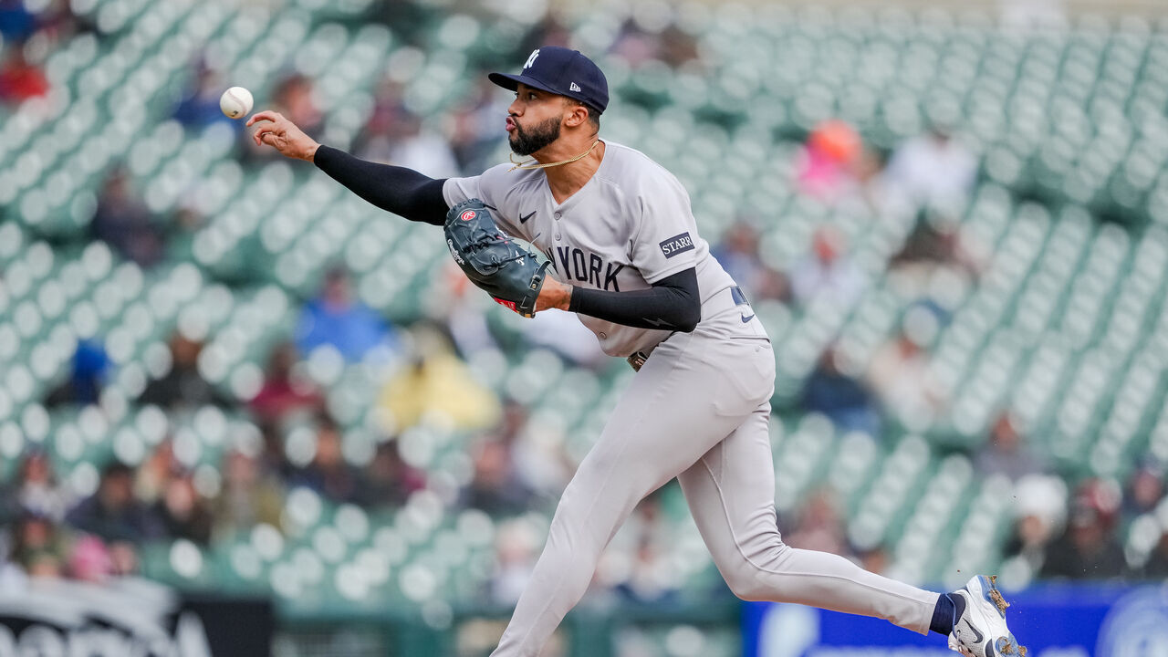 DETROIT, MICHIGAN - APRIL 09: Devin Williams #38 of the New York Yankees delivers a pitch against the Detroit Tigers during the bottom of the ninth inning at Comerica Park on April 09, 2025 in Detroit, Michigan.