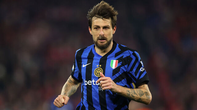 MUNICH, GERMANY - APRIL 08: Francesco Acerbi of FC Internazionale reacts during the UEFA Champions League 2024/25 Quarter Final First Leg match between FC Bayern München and FC Internazionale Milano at Fussball Arena Muenchen on April 08, 2025 in Munich, Germany.
