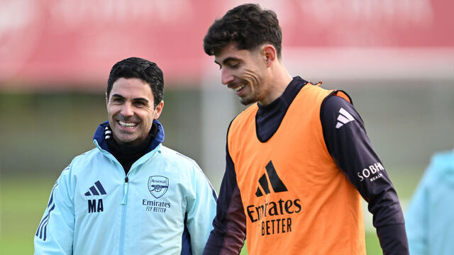 LONDON COLNEY, ENGLAND - DECEMBER 03: Arsenal manager Mikel Arteta with Kai Havertz during a training session at Sobha Realty Training Centre on December 03, 2024 in London Colney, England.