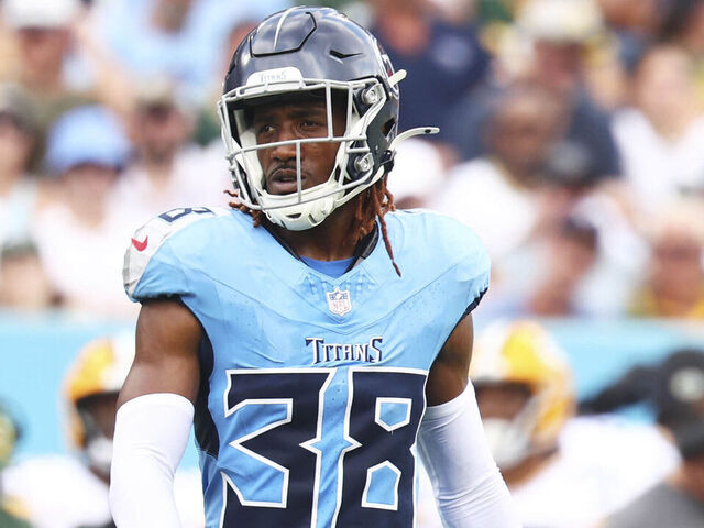 NASHVILLE, TENNESSEE - SEPTEMBER 22: L'Jarius Sneed #38 of the Tennessee Titans looks on during the third quarter of the game against the Green Bay Packers at Nissan Stadium on September 22, 2024 in Nashville, Tennessee.