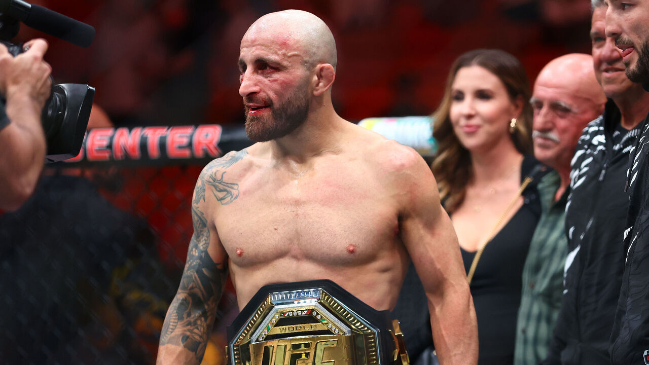 MIAMI, FLORIDA - APRIL 12: Alexander Volkanovski of Australia celebrates after defeating Diego Lopes of Brazil to win the featherweight title during UFC 314 at Kaseya Center on April 12, 2025 in Miami, Florida.