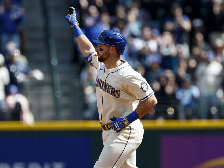 Raleigh hits HR in 3rd straight game as Mariners sweep Rangers ...