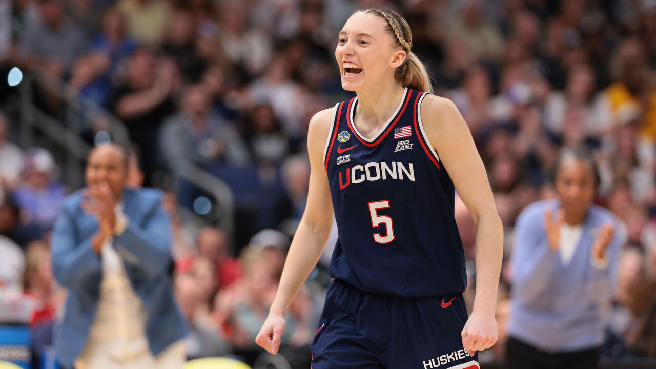 TAMPA, FLORIDA - APRIL 6: Paige Bueckers #5 of the UConn Huskies reacts against the South Carolina Gamecocks during the Division I Women's Basketball Championship game at Amalie Arena on April 6, 2025 in Tampa, Florida.