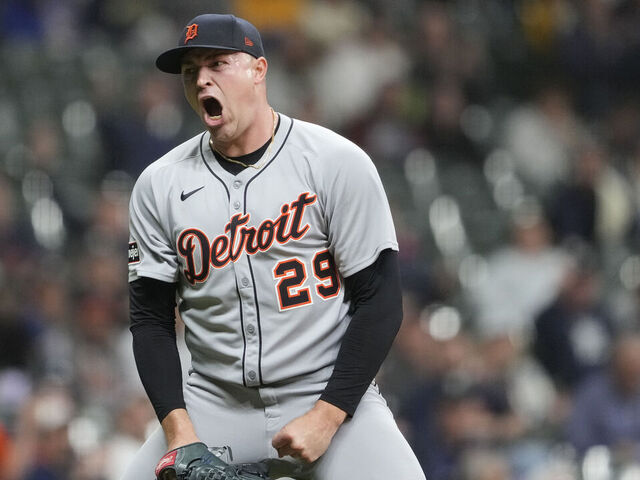 Skubal shines as Tigers stay hot with win over Brewers | theScore.com
