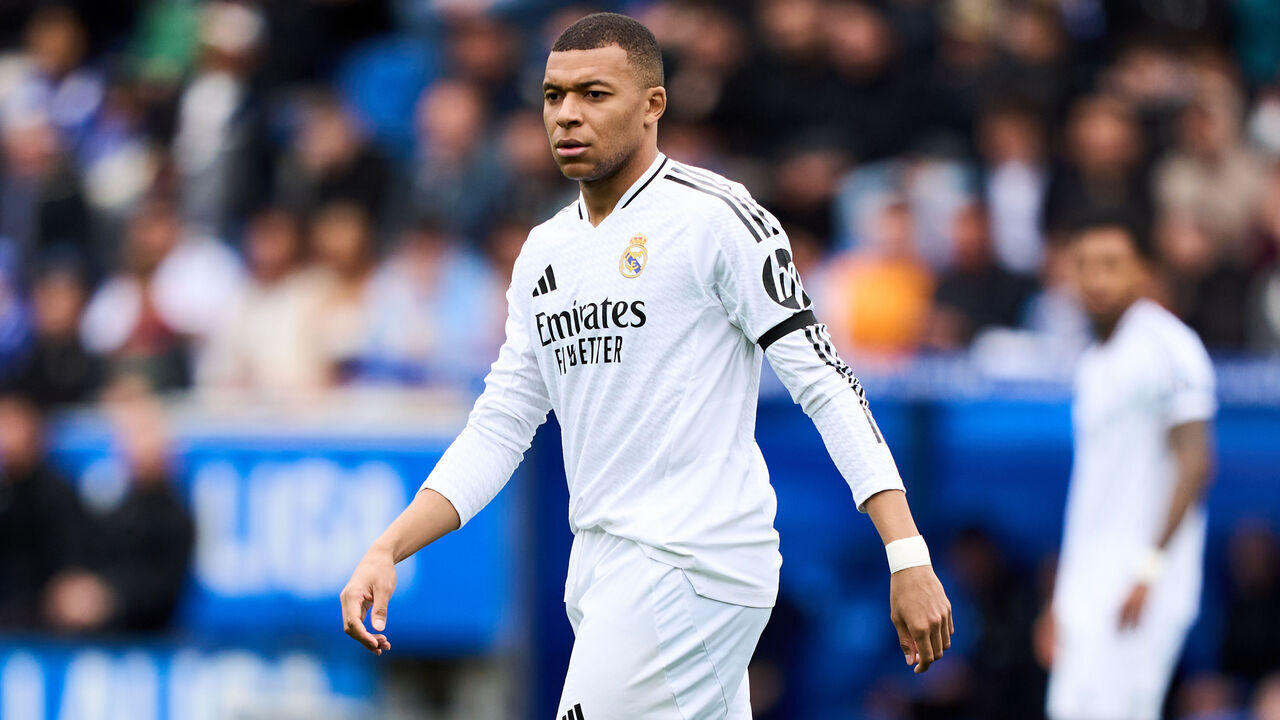 VITORIA-GASTEIZ, SPAIN - APRIL 13: Kylian Mbappe of Real Madrid looks on during the LaLiga match between Deportivo Alaves and Real Madrid CF at Estadio de Mendizorroza on April 13, 2025 in Vitoria-Gasteiz, Spain.