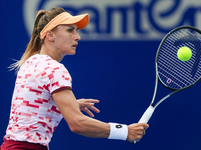 WUHAN, CHINA - OCTOBER 06: Lesia Tsurenko of Ukraine competes in the Women's Singles Qualifying second round match against Erika Andreeva of Russia on day two of 2024 Wuhan Open at Optics Valley International Tennis Center on October 6, 2024 in Wuhan, Hubei Province of China.