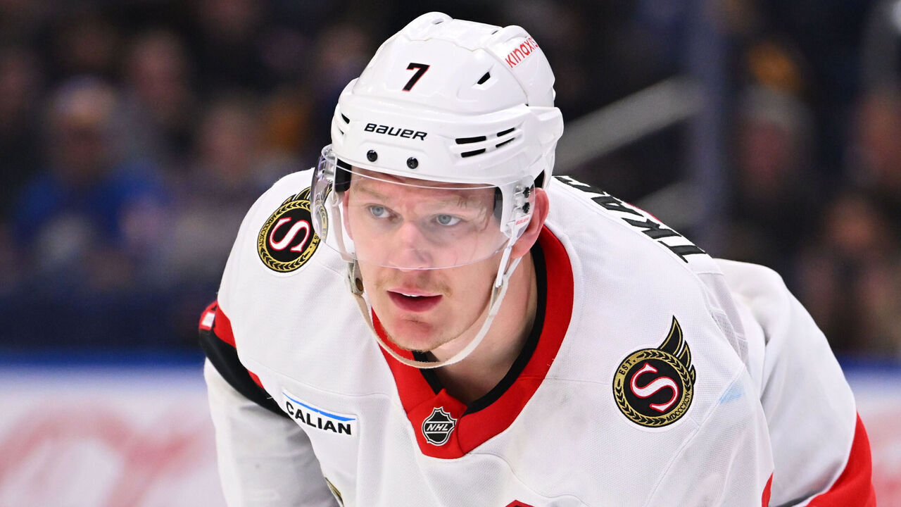 BUFFALO, NEW YORK - MARCH 25: Brady Tkachuk #7 of the Ottawa Senators prepares for a face-off against the Buffalo Sabres during an NHL game on March 25, 2025 at KeyBank Center in Buffalo, New York. Buffalo won, 3-2.