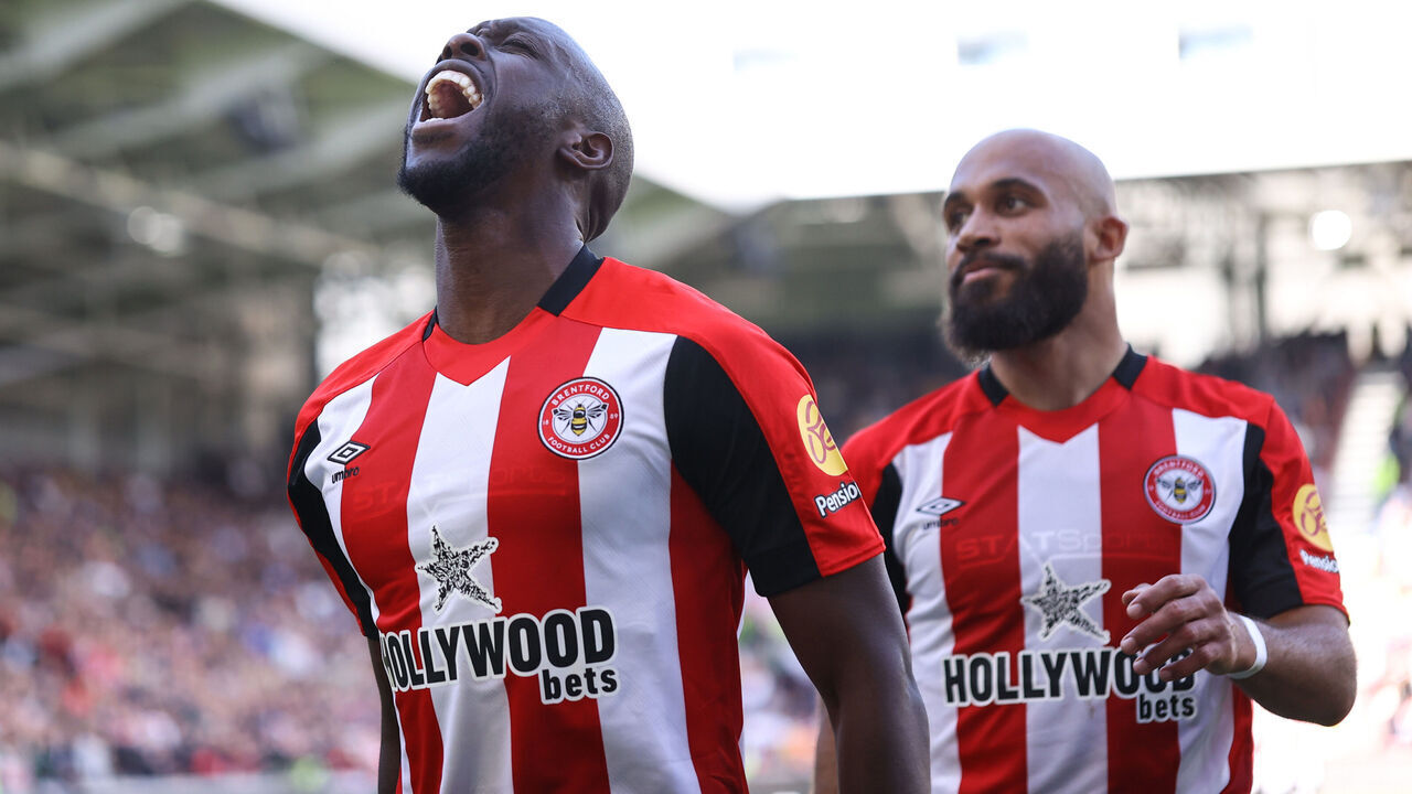 BRENTFORD, ENGLAND - APRIL 19: Yoane Wissa of Brentford celebrates their third goal during the Premier League match between Brentford FC and Brighton & Hove Albion FC at Gtech Community Stadium on April 19, 2025 in Brentford, England.