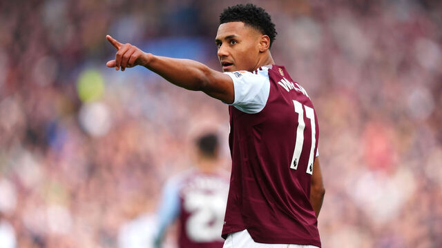 Aston Villa's Ollie Watkins celebrates scoring their side's first goal of the game with team-mates during the Premier League match at Villa Park, Birmingham. Picture date: Saturday April 19, 2025.