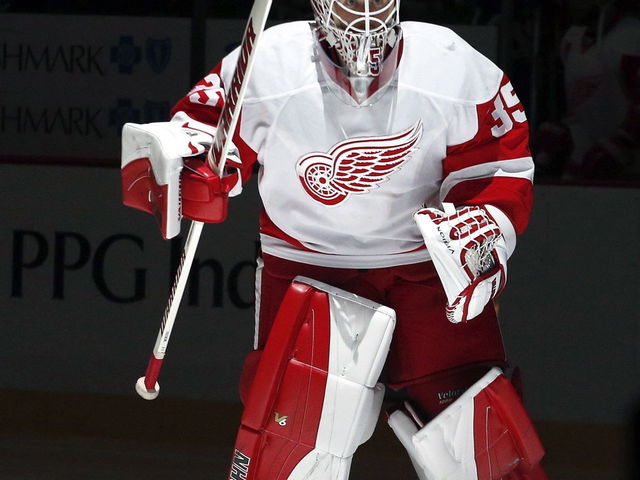 Red Wings' Howard ready to battle Mrazek for starting job at training camp