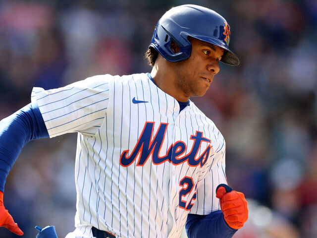 NEW YORK, NEW YORK - APRIL 20: Juan Soto #22 of the New York Mets hits a 2RBI double in the eighth inning against the St. Louis Cardinals at Citi Field on April 20, 2025 in the Flushing neighborhood of the Queens borough of New York City. The New York Mets defeated the St. Louis Cardinals 7-4.
