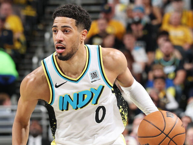 INDIANAPOLIS, IN - APRIL 22: Tyrese Haliburton #0 of the Indiana Pacers drives to the basket during the game against the Milwaukee Bucks during Round 1 Game 2 of the 2025 NBA Playoffs on April 22, 2025 at Gainbridge Fieldhouse in Indianapolis, Indiana. Mandatory Copyright Notice: Copyright 2025 NBAE