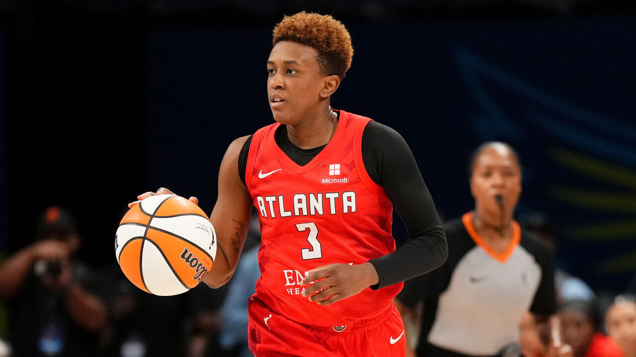 ARLINGTON, TX - SEPTEMBER 19: Danielle Robinson #3 of the Atlanta Dream dribbles the ball during round one game two of the 2023 WNBA Playoffs against the Dallas Wings on September 19, 2023 at the College Park Center in Arlington, TX. Mandatory Copyright Notice: Copyright 2023 NBAE