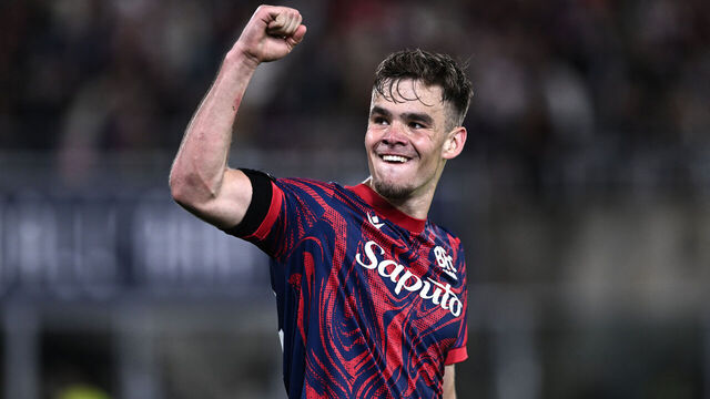 BOLOGNA, ITALY - APRIL 24: Thijs Dallinga of Bologna celebrates his goal during the coppa Italia Semi Final match between Bologna FC and Empoli at Renato Dall'Ara Stadium on April 24, 2025 in Bologna, Italy.