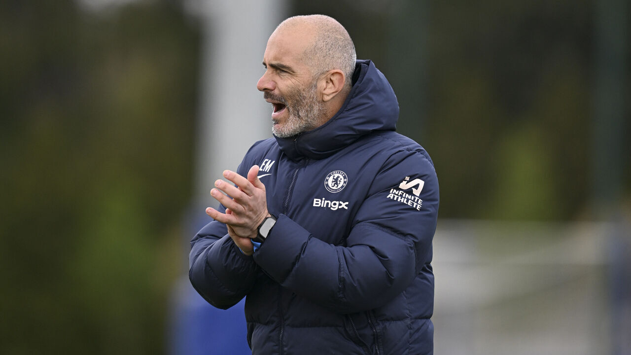 COBHAM, ENGLAND - APRIL 25: Head Coach Enzo Maresca of Chelsea during a training session at Chelsea Training Ground on April 25, 2025 in Cobham, England.