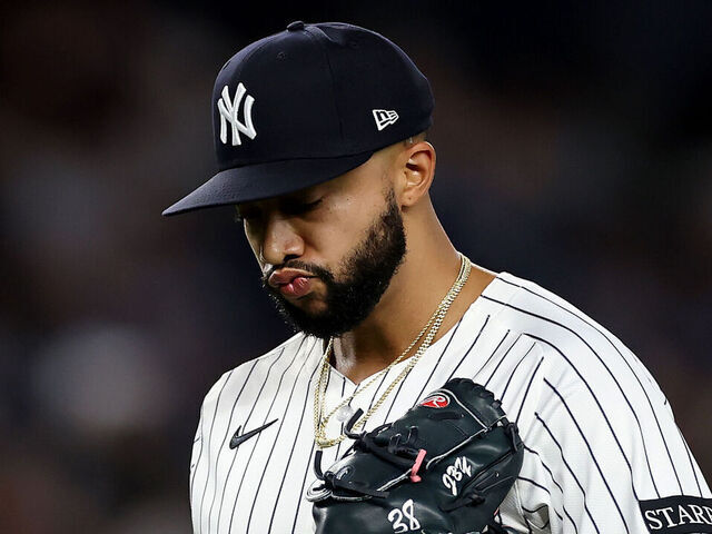 NEW YORK, NEW YORK - APRIL 25: Devin Williams #38 of the New York Yankees reacts after he is pulled from the game in the ninth inning against the Toronto Blue Jays at Yankee Stadium on April 25, 2025 in the Bronx borough of New York City. The Toronto Blue Jays defeated the New York Yankees 4-2.