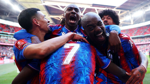 LONDON, ENGLAND - APRIL 26: Ismaila Sarr of Crystal Palace celebrates scoring his team's third goal with teammates during the Emirates FA Cup Semi Final match between Crystal Palace and Aston Villa at Wembley Stadium on April 26, 2025 in London, England.