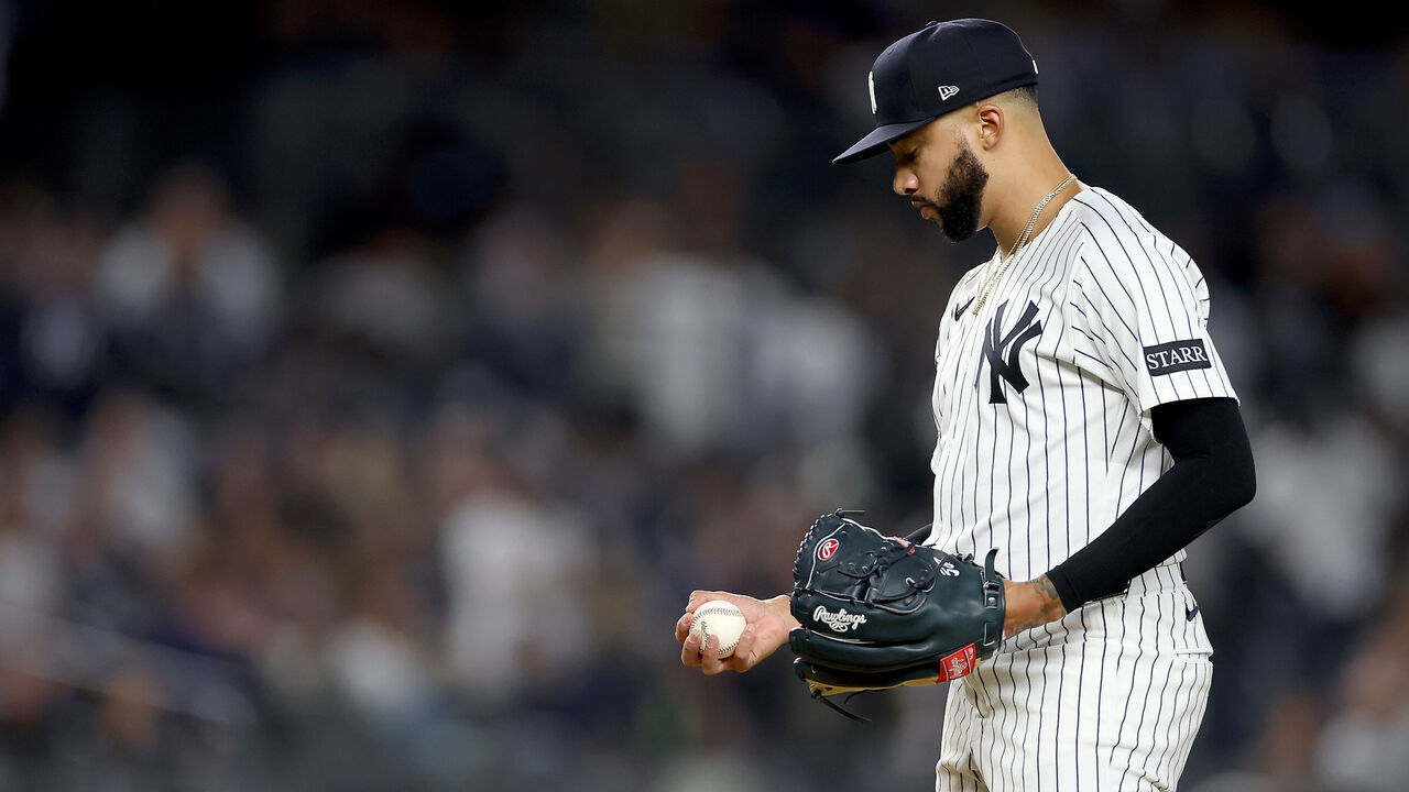 NEW YORK, NEW YORK - APRIL 25: Devin Williams #38 of the New York Yankees reacts in the ninth inning against the Toronto Blue Jays at Yankee Stadium on April 25, 2025 in the Bronx borough of New York City. The Toronto Blue Jays defeated the New York Yankees 4-2.
