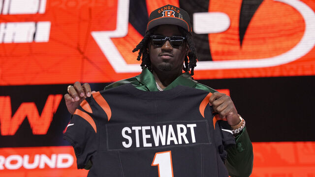 GREEN BAY, WISCONSIN - APRIL 24: Texas A&M defensive lineman Shemar Stewart poses after being selected 17th overall by the Cincinnati Bengals during the first round of the 2025 NFL Draft on April 24, 2025 in Green Bay, Wisconsin.