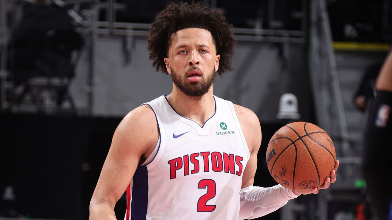 DETROIT, MI - APRIL 27: Cade Cunningham #2 of the Detroit Pistons dribbles the ball during the game against the New York Knicks during Round 1 Game 4 of the 2025 NBA Playoffs on April 27, 2025 at Little Caesars Arena in Detroit, Michigan. NOTE TO USER: User expressly acknowledges and agrees that, by downloading and/or using this photograph, User is consenting to the terms and conditions of the Getty Images License Agreement. Mandatory Copyright Notice: Copyright 2025 NBAE
