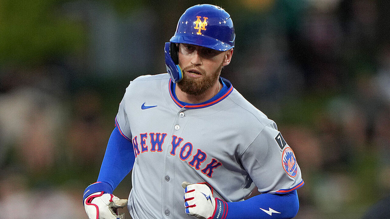 SACRAMENTO, CALIFORNIA - APRIL 11: Brandon Nimmo #9 of the New York Mets trots around the bases after hitting a solo home run against the Athletics in the top of the second inning at Sutter Health Park on April 11, 2025 in Sacramento, California.