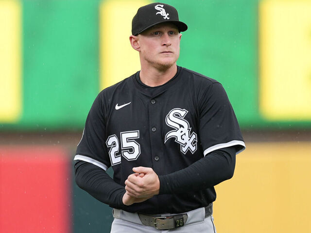 White Sox supporting Vaughn through tough start to season | theScore.com
