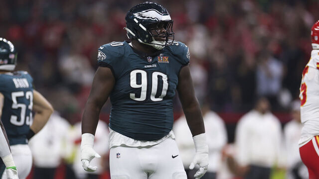 NEW ORLEANS, LOUISIANA - FEBRUARY 09: Jordan Davis #90 of the Philadelphia Eagles stands between plays during Super Bowl LIX against the Kansas City Chiefs at Caesars Superdome on February 09, 2025 in New Orleans, Louisiana. The Eagles defeated the Chiefs 40-22. (Kara Durrette/Getty Images)