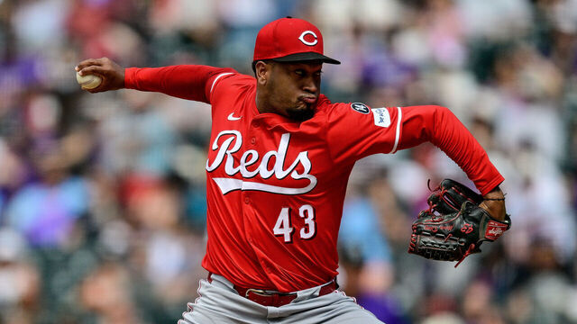 DENVER, COLORADO - APRIL 26: Alexis Diaz #43 of the Cincinnati Reds pitches in the eighth inning against the Colorado Rockies at Coors Field on April 26, 2025 in Denver, Colorado.