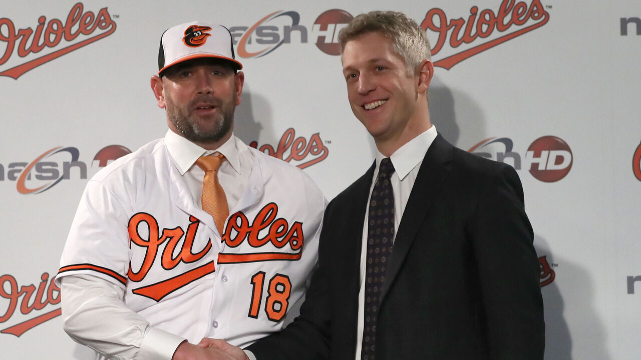 BALTIMORE, MARYLAND - DECEMBER 17: Brandon Hyde (L) is introduced as the new manager of the Baltimore Orioles by general manager Mike Elias during a news conference at Oriole Park at Camden Yards on December 17, 2018 in Baltimore, Maryland.