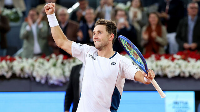 MADRID, SPAIN - MAY 04: Casper Ruud of Norway celebrates winning match point against Jack Draper of Great Britain during the Men's Singles Final on Day Thirteen of the Mutua Madrid Open at La Caja Magica on May 04, 2025 in Madrid, Spain.