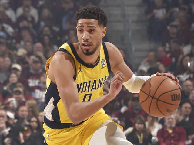 CLEVELAND, OH - MAY 4: Tyrese Haliburton #0 of the Indiana Pacers drives to the basket during the game against the Cleveland Cavaliers during Round 2 Game 1 of the 2025 NBA Playoffs on May 4, 2025 at Rocket Arena in Cleveland, Ohio. NOTE TO USER: User expressly acknowledges and agrees that, by downloading and/or using this Photograph, user is consenting to the terms and conditions of the Getty Images License Agreement. Mandatory Copyright Notice: Copyright 2025 NBAE