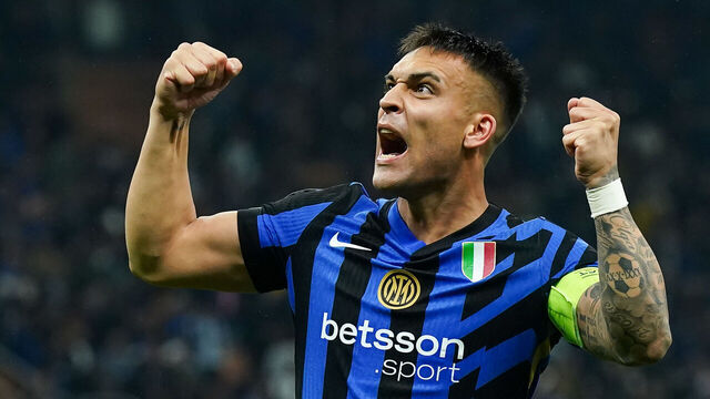 MILAN, ITALY - MAY 06: Lautaro Martinez of FC Internazionale celebrates his team's victory and entry into the UEFA Champions League 2024/25 Final after the UEFA Champions League 2024/25 Semi Final Second Leg match between FC Internazionale Milano and FC Barcelona at Giuseppe Meazza Stadium on May 06, 2025 in Milan, Italy.