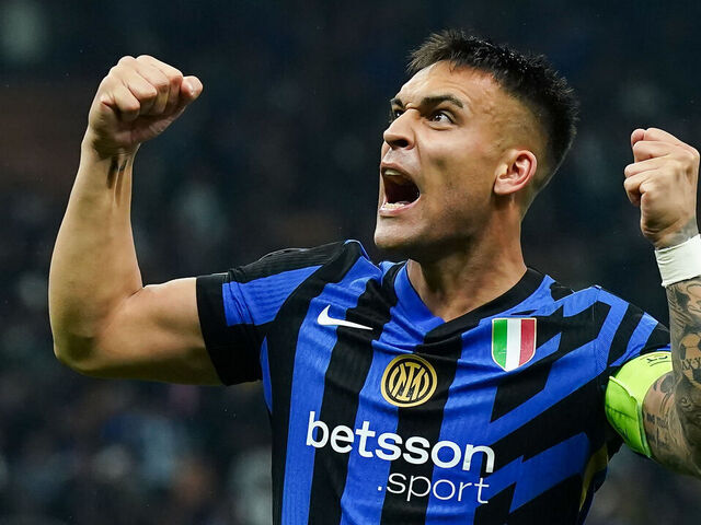 MILAN, ITALY - MAY 06: Lautaro Martinez of FC Internazionale celebrates his team's victory and entry into the UEFA Champions League 2024/25 Final after the UEFA Champions League 2024/25 Semi Final Second Leg match between FC Internazionale Milano and FC Barcelona at Giuseppe Meazza Stadium on May 06, 2025 in Milan, Italy.